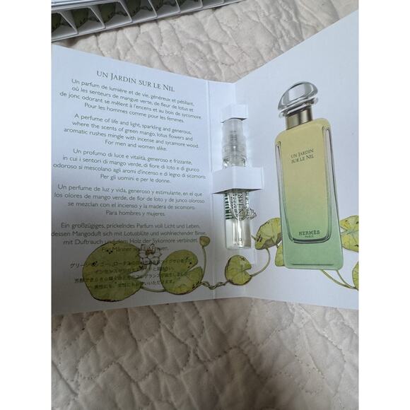 5 x Hermes Un Jardin Sur Le Nil Eau De Toilette Spray 2ml Sample - Picture 2 of 4